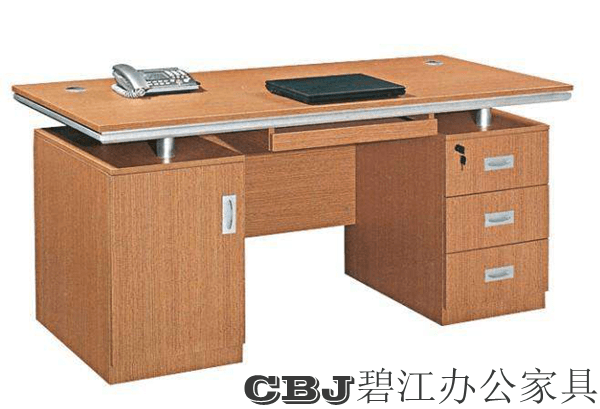 辦公家具創業