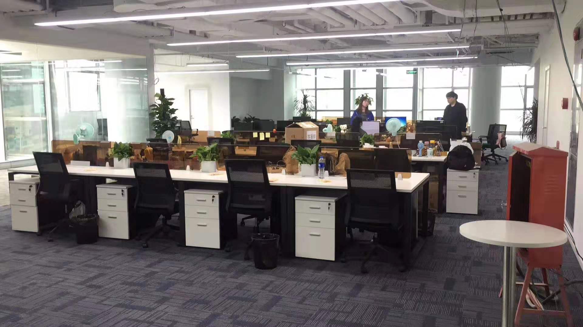 四人位辦公桌